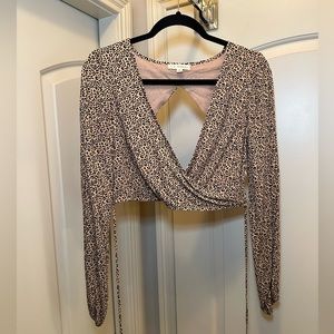 LA Hearts 
Long Sleeve Tie Leopard Top